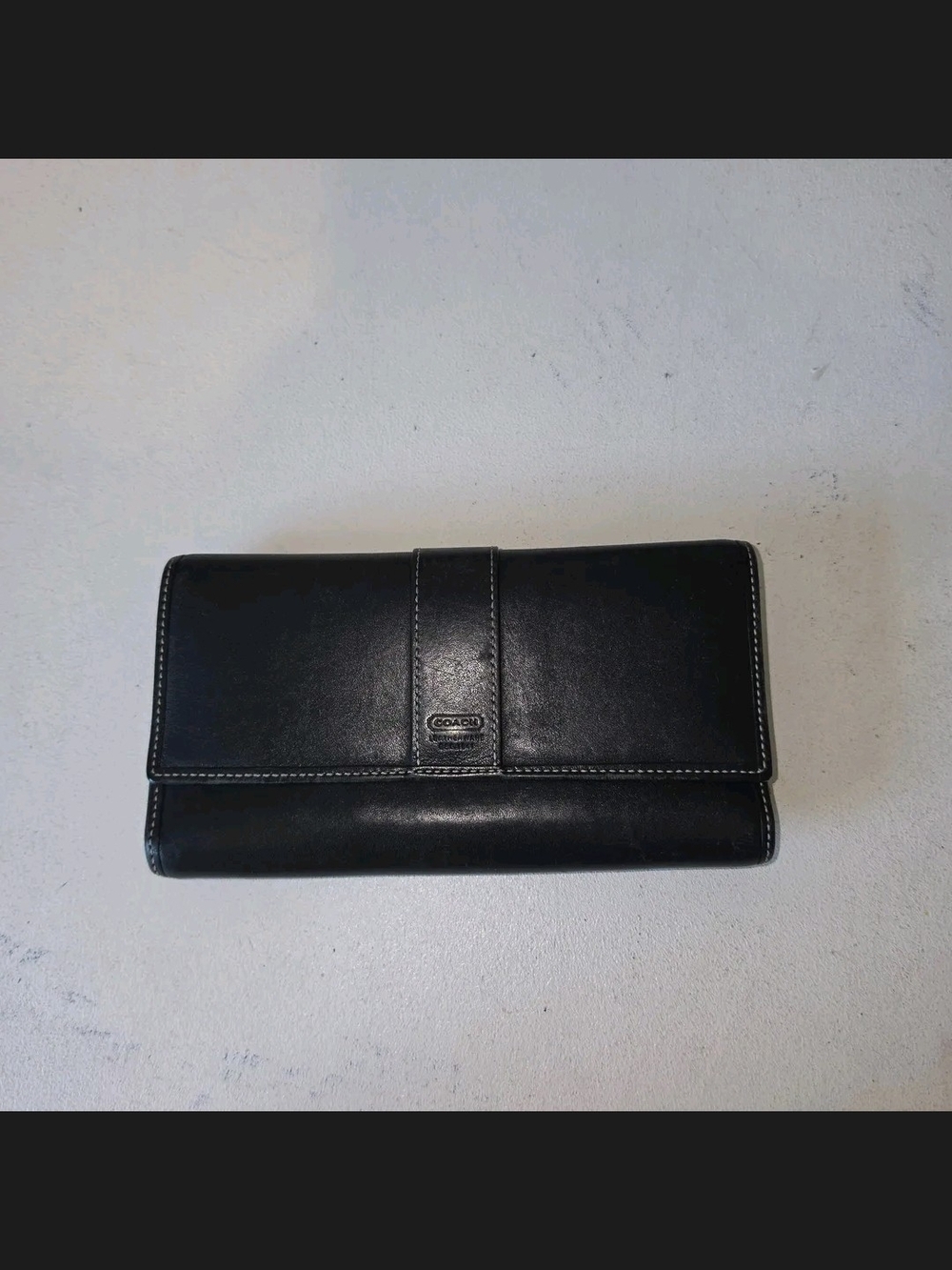 Coach Black Leather Fold Wallet with Contrast Stitching